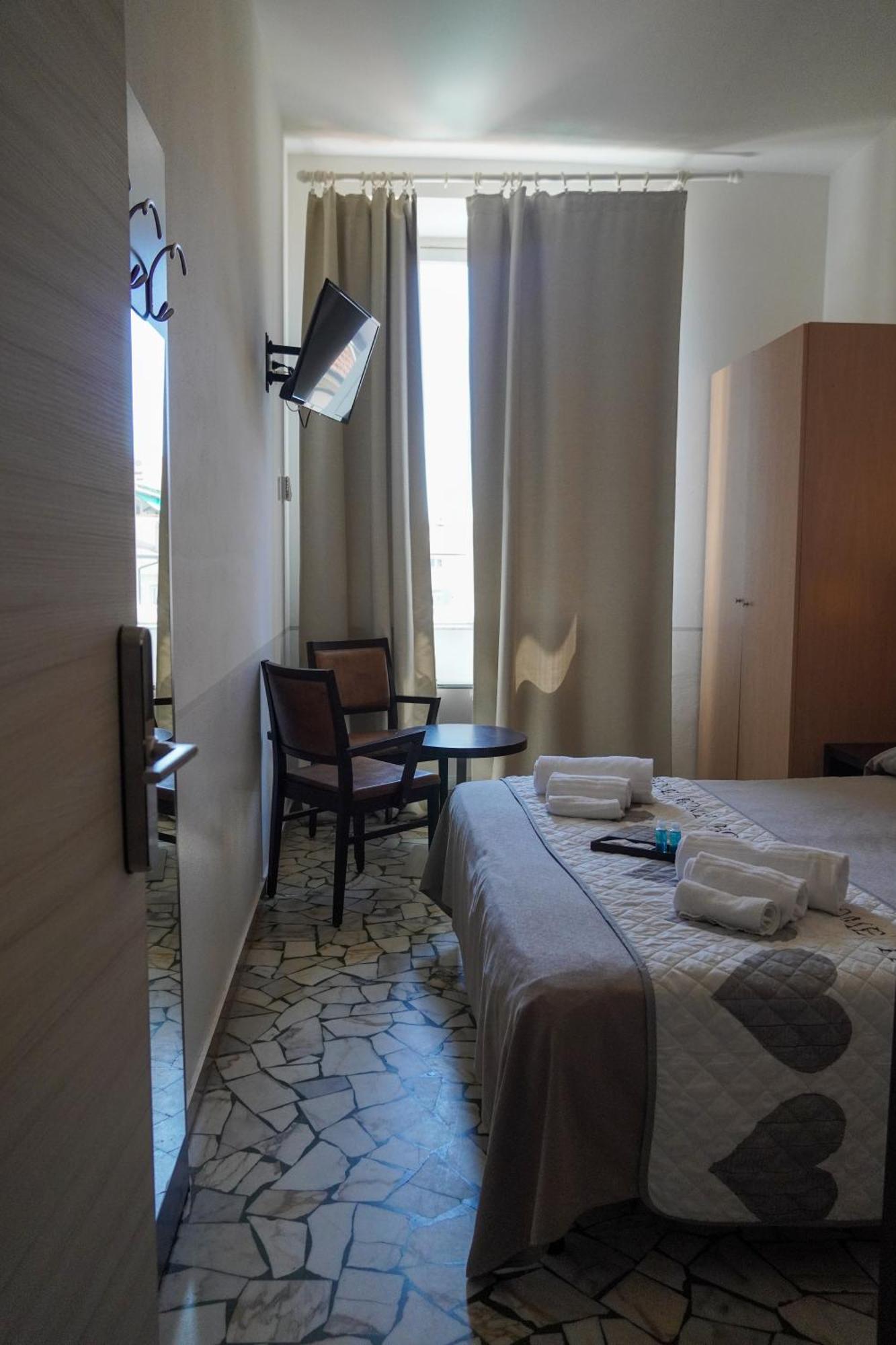 Hotel Cilene ヴィアレッジョ エクステリア 写真