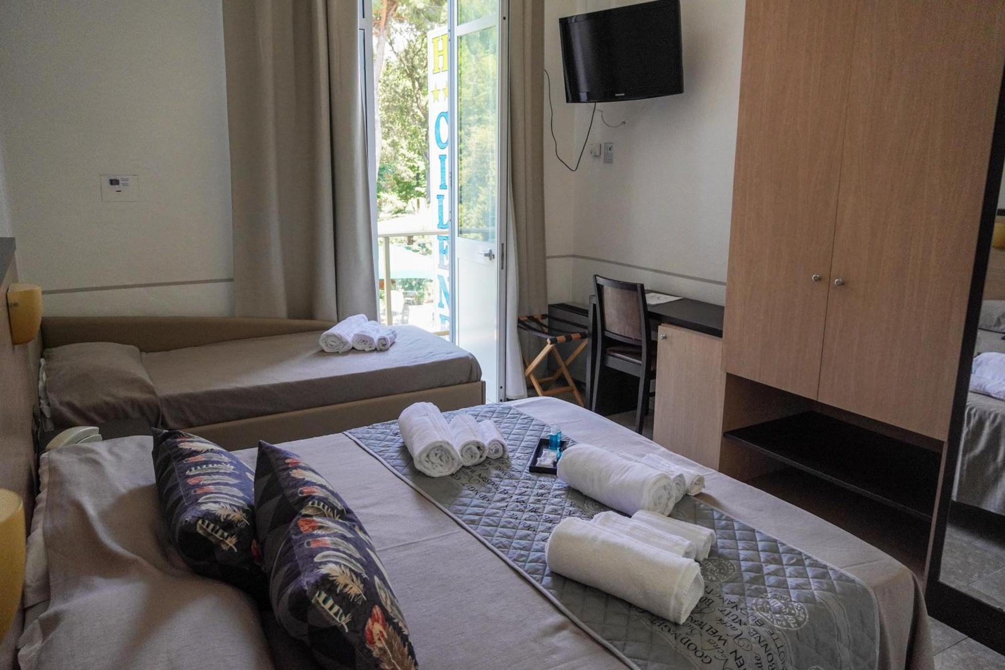 Hotel Cilene ヴィアレッジョ エクステリア 写真
